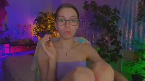 Snapshot of poli__ chatting on May 6, 2026, 8:03 pm Martha online show from May 6, 2026, 8:03 pm