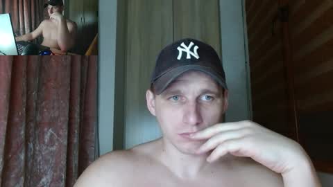 Poliglotjoe2 online show from March 27, 2026, 1:33 am