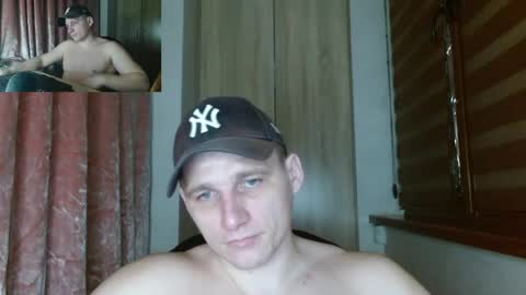 Poliglotjoe2 online show from April 17, 2026, 6:33 pm