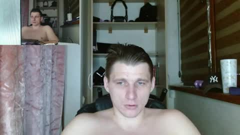 Poliglotjoe2 online show from May 12, 2026, 2:14 pm