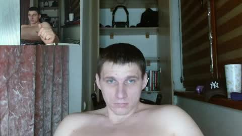 Poliglotjoe2 online show from May 13, 2026, 5:43 pm