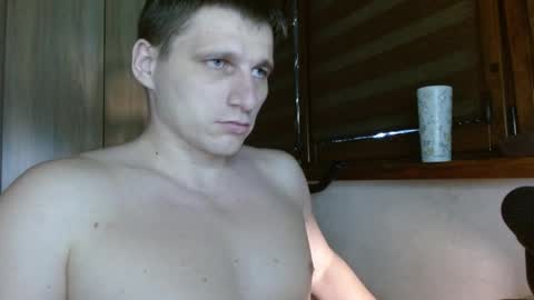 Poliglotjoe2 online show from May 19, 2026, 3:13 am