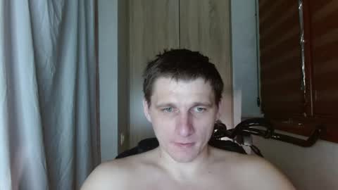 Poliglotjoe2 online show from May 27, 2026, 2:30 am