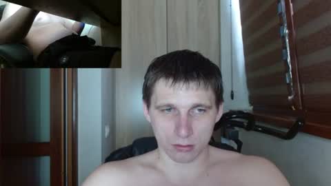 Poliglotjoe2 online show from June 12, 2026, 1:43 pm
