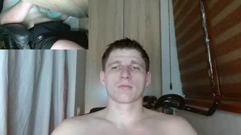 Poliglotjoe2 online show from June 25, 2026, 12:32 am