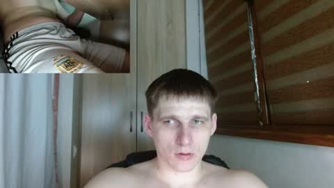 Poliglotjoe2 online show from July 16, 2026, 1:22 am
