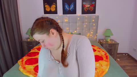 Polina online show from December 12, 2024, 8:25 am