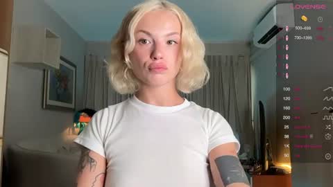 polino4ka69 online show from June 10, 2026, 11:24 pm