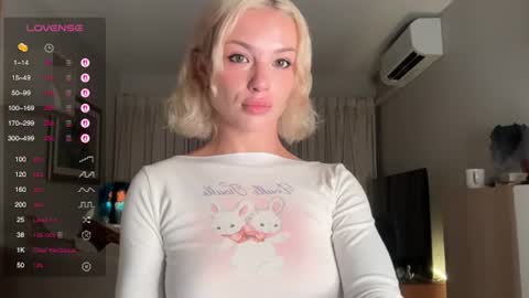 polino4ka69 online show from June 19, 2026, 10:02 pm
