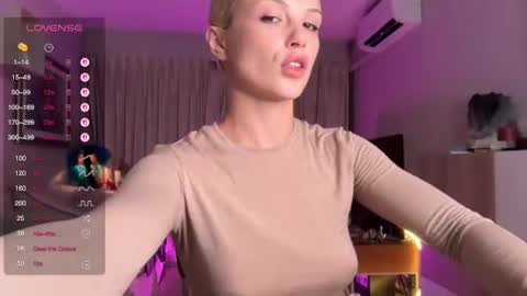 polino4ka69 online show from June 20, 2026, 1:36 pm