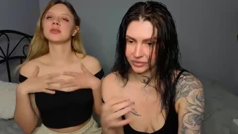 Snapshot of pollidollis chatting on April 11, 2026, 2:49 am PolliNata online show from April 11, 2026, 2:49 am