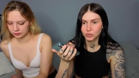 Snapshot of pollidollis chatting on April 13, 2026, 3:23 am PolliNata online show from April 13, 2026, 3:23 am