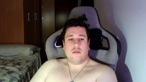 Pollito online show from December 15, 2024, 6:59 pm