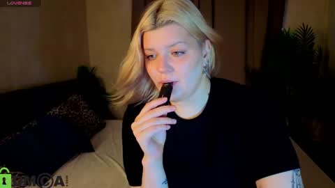 Polly online show from July 5, 2026, 12:50 am