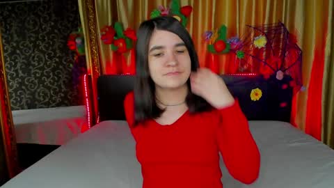 Polly online show from March 8, 2026, 7:01 am