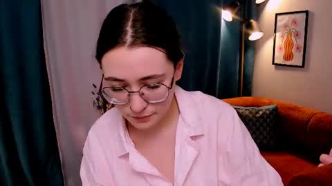 Snapshot of polly_pop_ chatting on June 28, 2026, 9:37 am Polly online show from June 28, 2026, 9:37 am