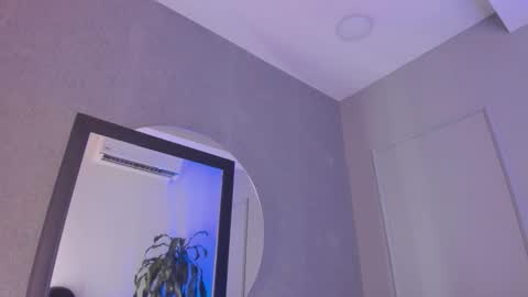 POLLY online show from October 13, 2025, 10:37 am