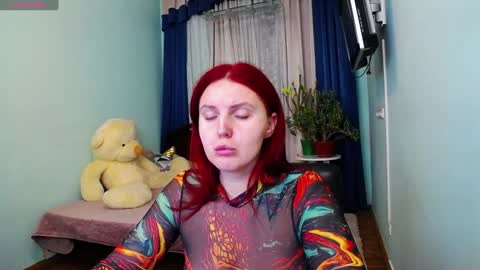 Snapshot of pollygreen chatting on December 3, 2024, 7:32 am Olivia online show from December 3, 2024, 7:32 am