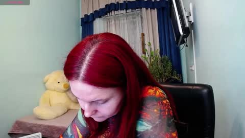 Snapshot of pollygreen chatting on December 23, 2024, 7:28 am Olivia online show from December 23, 2024, 7:28 am
