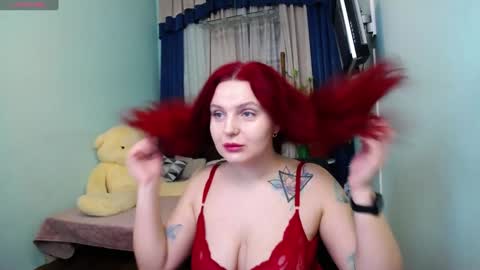 Snapshot of pollygreen chatting on January 10, 2025, 7:25 am Olivia online show from January 10, 2025, 7:25 am