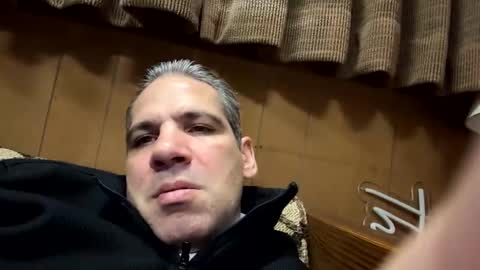 Snapshot of ponchynyc chatting on October 27, 2025, 1:53 am PONCH online show from October 27, 2025, 1:53 am