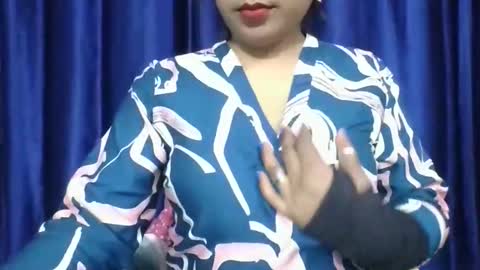 poojalady online show from May 1, 2026, 4:33 pm