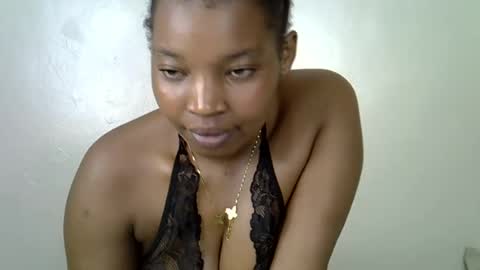 pookie245909 online show from May 19, 2026, 12:33 pm
