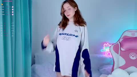 Snapshot of poompoompeach_ chatting on July 6, 2026, 6:54 am Alice online show from July 6, 2026, 6:54 am