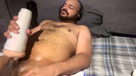 Snapshot of popfizzt chatting on December 19, 2024, 10:21 pm popfizzt online show from December 19, 2024, 10:21 pm