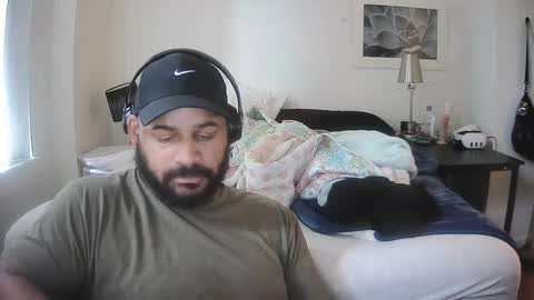 Snapshot of popfizzt chatting on September 13, 2025, 5:24 pm popfizzt online show from September 13, 2025, 5:24 pm