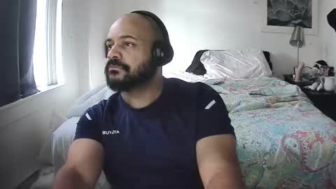 Snapshot of popfizzt chatting on October 9, 2025, 9:35 pm popfizzt online show from October 9, 2025, 9:35 pm