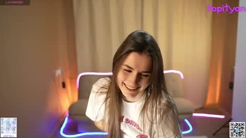 Snapshot of popityan chatting on November 26, 2025, 5:30 am Louise see you on December 1 at 2200 UTC3 online show from November 26, 2025, 5:30 am