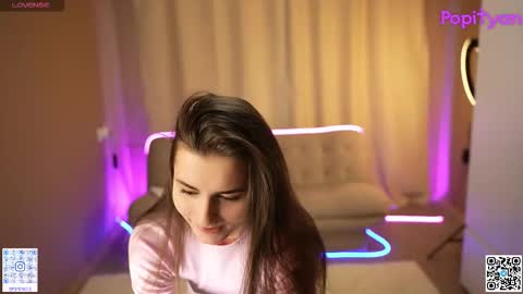 Snapshot of popityan chatting on November 29, 2025, 4:37 am Louise see you on December 1 at 2200 UTC3 online show from November 29, 2025, 4:37 am