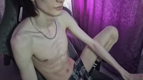 Snapshot of popoul_couple chatting on June 18, 2026, 7:30 am popoul_couple online show from June 18, 2026, 7:30 am