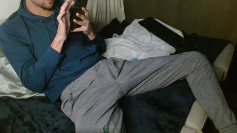 Snapshot of poppunk4life chatting on February 25, 2025, 12:58 am Kyle online show from February 25, 2025, 12:58 am