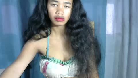 Snapshot of poppy_kelley chatting on May 20, 2026, 5:02 am Lilly online show from May 20, 2026, 5:02 am