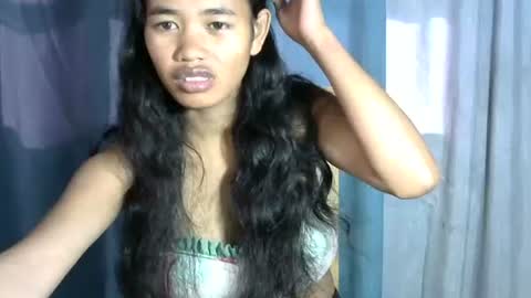 Snapshot of poppy_kelley chatting on May 30, 2026, 5:59 am Lilly online show from May 30, 2026, 5:59 am