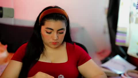 Snapshot of poppykens chatting on May 19, 2026, 6:14 pm Poppy Kensington online show from May 19, 2026, 6:14 pm