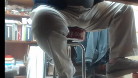 Snapshot of popstarbiker chatting on December 12, 2024, 2:44 pm Pop online show from December 12, 2024, 2:44 pm