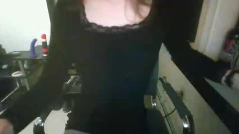 Snapshot of porcelain_tears01 chatting on October 12, 2025, 9:08 am porcelain_tears01 online show from October 12, 2025, 9:08 am