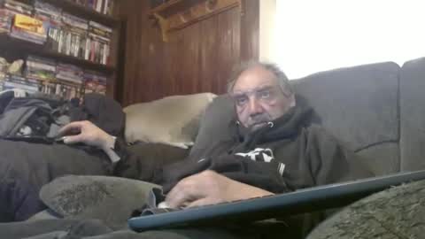 Snapshot of porkingit400 chatting on February 16, 2025, 8:33 pm porkingit400 online show from February 16, 2025, 8:33 pm