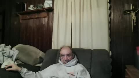 Snapshot of porkingit400 chatting on October 31, 2025, 2:01 am porkingit400 online show from October 31, 2025, 2:01 am