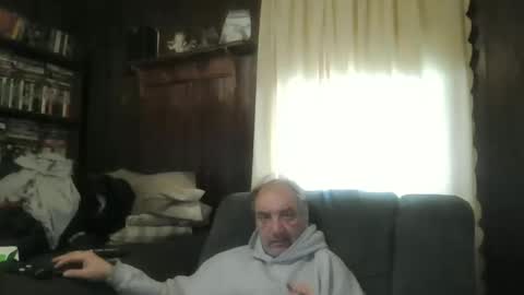 Snapshot of porkingit400 chatting on December 17, 2025, 5:41 pm porkingit400 online show from December 17, 2025, 5:41 pm