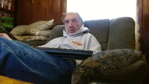 Snapshot of porkingit400 chatting on February 3, 2026, 5:51 pm porkingit400 online show from February 3, 2026, 5:51 pm