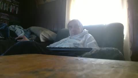 Snapshot of porkingit400 chatting on March 18, 2026, 6:11 pm porkingit400 online show from March 18, 2026, 6:11 pm