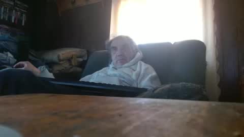 Snapshot of porkingit400 chatting on March 24, 2026, 4:01 pm porkingit400 online show from March 24, 2026, 4:01 pm