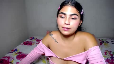 NICKKYMARTIN online show from January 26, 2025, 8:14 am