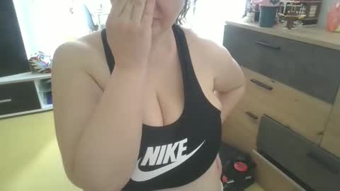 Snapshot of pornbusty chatting on May 7, 2026, 6:52 am MelissOfficial online show from May 7, 2026, 6:52 am