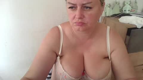 Snapshot of pornbusty chatting on July 16, 2026, 6:52 am MelissOfficial online show from July 16, 2026, 6:52 am