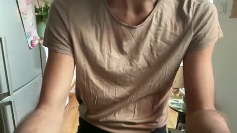 Snapshot of porntoyndr2 chatting on January 19, 2026, 9:13 am porntoyndr2 online show from January 19, 2026, 9:13 am